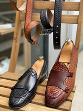 Load image into Gallery viewer, Morris Custom Made Combed Leather Loafer (2 Colors)