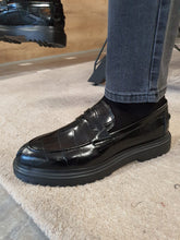 Load image into Gallery viewer, Ed Sardinelli Croco Eva Black Leather Shoes
