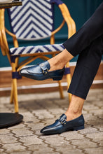 Load image into Gallery viewer, Oliver Special Designed Buckle Detailed Navy Loafer
