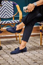 Load image into Gallery viewer, Oliver Special Designed Suede Leather Navy Tasseled Loafer
