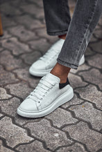 Load image into Gallery viewer, Oliver Special Designed Thick Sole White Sneakers
