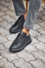 Load image into Gallery viewer, Oliver Special Designed Thick Sole Black Sneakers
