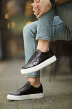 Load image into Gallery viewer, Stanley Eva Sole Black Sneakers
