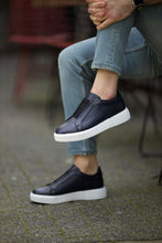 Load image into Gallery viewer, Stanley Eva Sole Navy Sneakers
