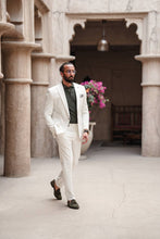Load image into Gallery viewer, Monarch Special Design Mono Collar Detailed Suit – White
