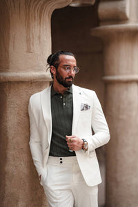 Monarch Special Design Mono Collar Detailed Suit – White