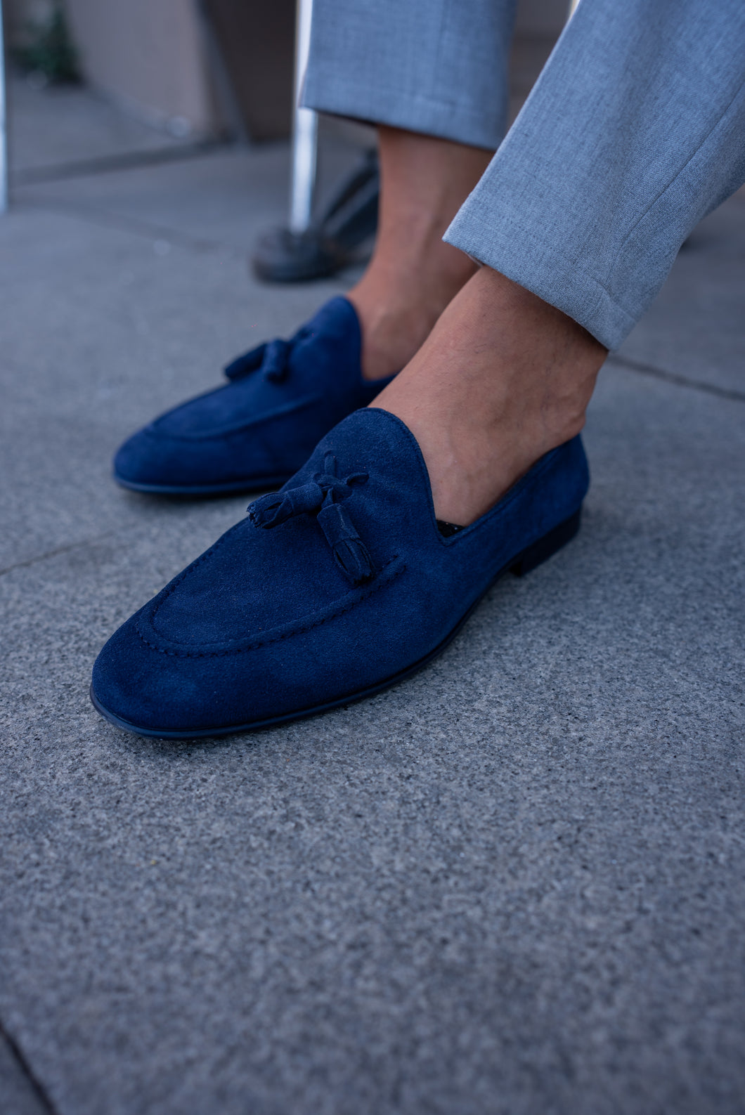 Abboud New Collection Tassel Details Suede Navy Loafer