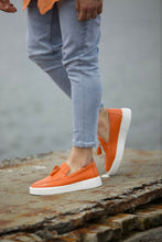 Load image into Gallery viewer, Stanley Eva Sole Tasseled Orange Leather Shoes

