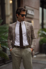 Load image into Gallery viewer, Simon Sim Fit High Quality Pointed Collar Plaid Wool Beige Blazer

