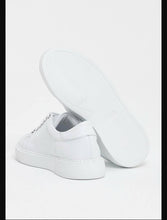 Load image into Gallery viewer, Abboud Special Design Eva Sole White / Black Sneakers
