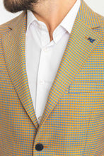 Load image into Gallery viewer, Oliver Slim Fit Beige Plaid Blazer
