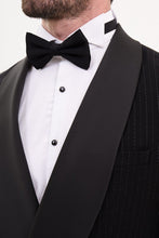 Load image into Gallery viewer, Tyler Slim Fit Black Wedding Tux/Suit
