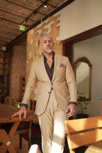 Load image into Gallery viewer, Tyler Slim Fit Special Designed Beige Suit with Pleated Pants
