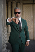 Load image into Gallery viewer, Tyler Slim Fit Special Designed Emerald Suit
