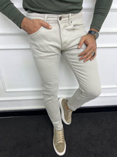 Load image into Gallery viewer, Leon Slim Fit Lycra Beige Jeans
