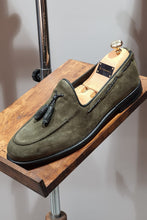 Load image into Gallery viewer, Perry Sadinelli Green Suede Leather Loafer

