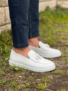 Lars Special Design Double Buckle White Casual Loafer