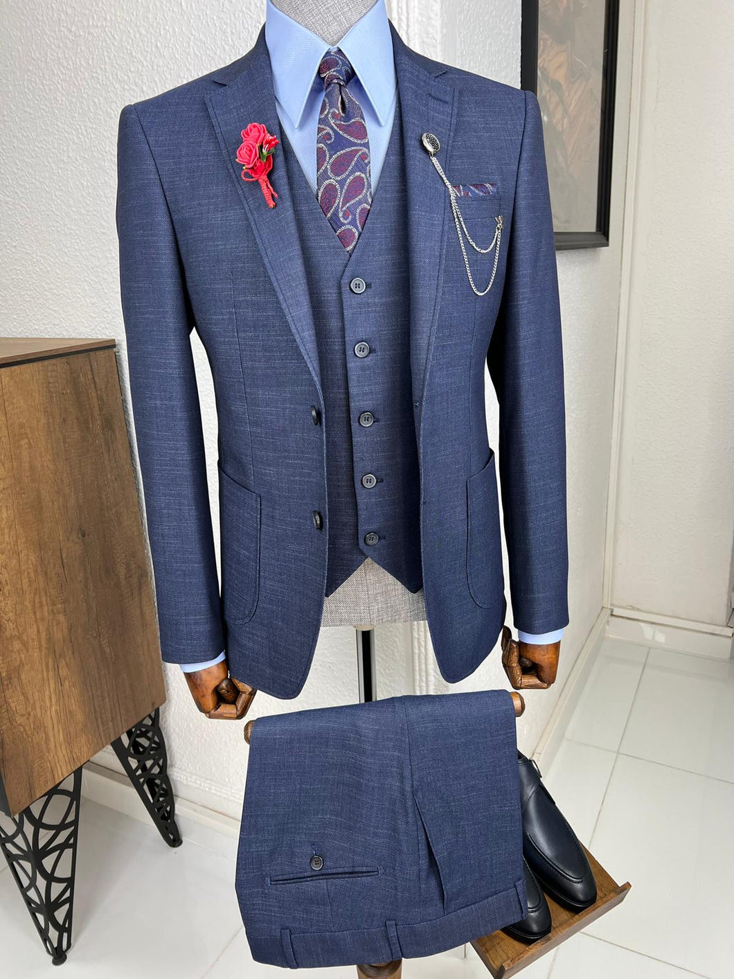 Luxe Slim Fit High Quality Woolen Navy Suit – MCR TAILOR