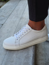 Load image into Gallery viewer, Vince Sardinelli Lace Up Eva Sole White Leather Sneakers
