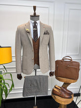 Load image into Gallery viewer, Howard Slim Fit Baroncelli Special Edition Beige Blazer
