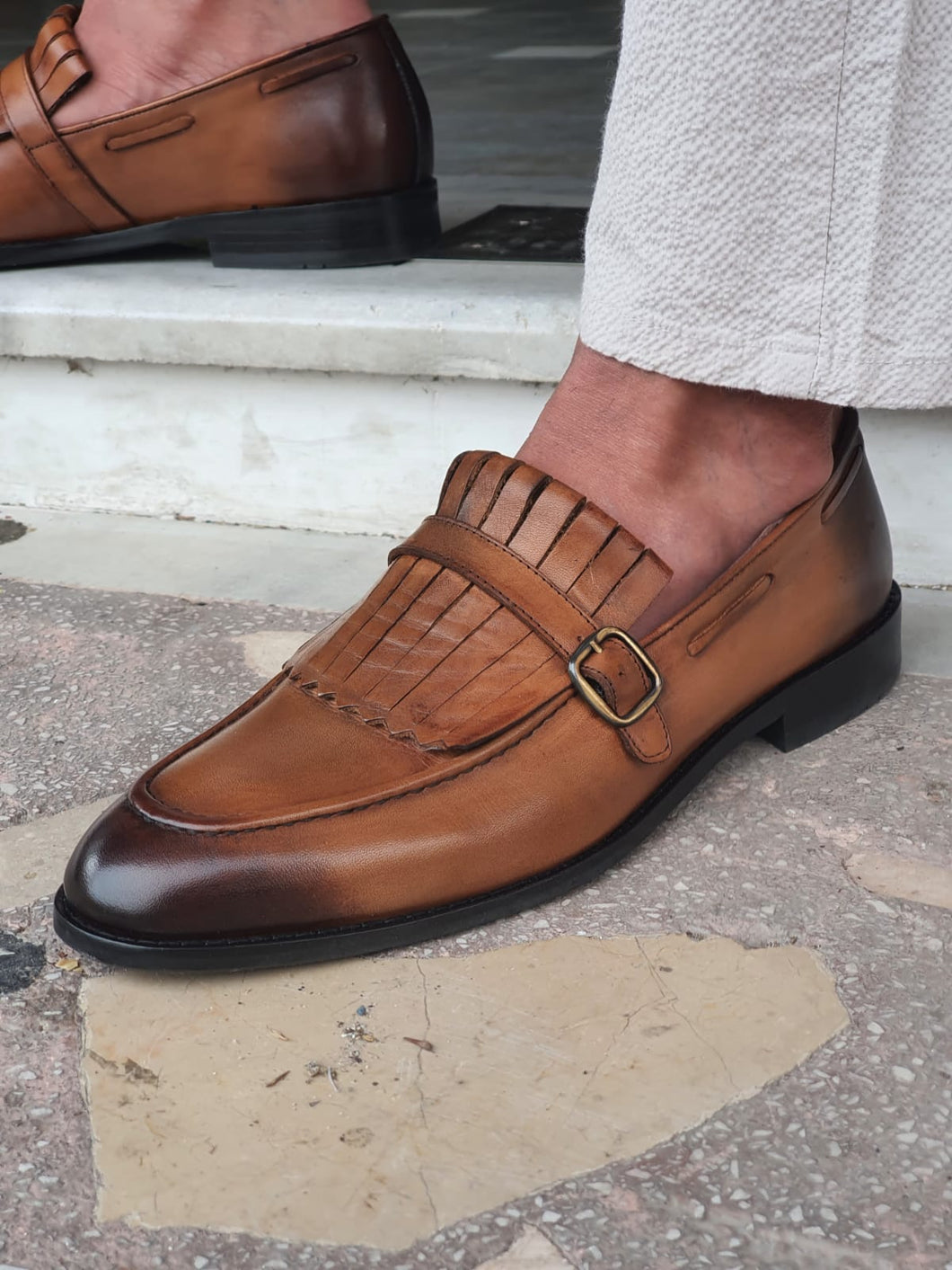 Vince Sardinelli Buckle Detailed Tan Leather Shoes