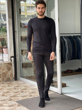 Load image into Gallery viewer, Carson Slim Fit Black Sweater
