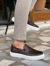 Load image into Gallery viewer, Lars Special Designed Brown Rock Loafer
