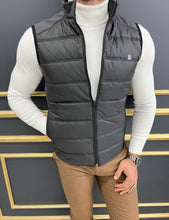Load image into Gallery viewer, Leon Slim Fit Zippered Black Vest

