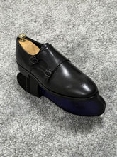 Load image into Gallery viewer, Louis Special Edition Neolite Sole Double Monk Stap Black Shoes
