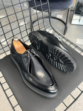 Load image into Gallery viewer, Lars New Season Eva Sole Black Casual Loafer
