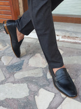 Load image into Gallery viewer, Lucas Sardinelli Special Edition Neolite Black Loafer
