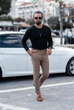 Load image into Gallery viewer, Heritage Slim Fit Special Edition Camel Pants
