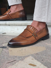 Load image into Gallery viewer, Vince Sardinelli Buckle Detailed Tan Leather Shoes
