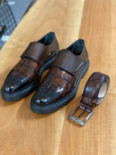 Load image into Gallery viewer, Grant Special Designed Croc Eva Sole Brown Shoes
