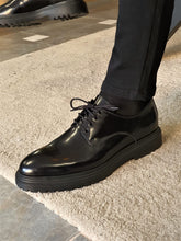 Load image into Gallery viewer, Mason Special Edition Sardinelli Laced Black Shoes

