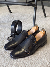 Load image into Gallery viewer, Everson Sardinelli Double Buckled Drop Leather Black Shoes
