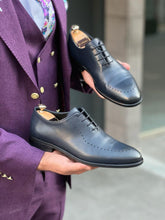 Load image into Gallery viewer, Benson Special Design Dark Blue Classic Leather Shoes
