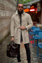 Load image into Gallery viewer, Evan Slim Fit Beige Judge Collared Cachet Coat
